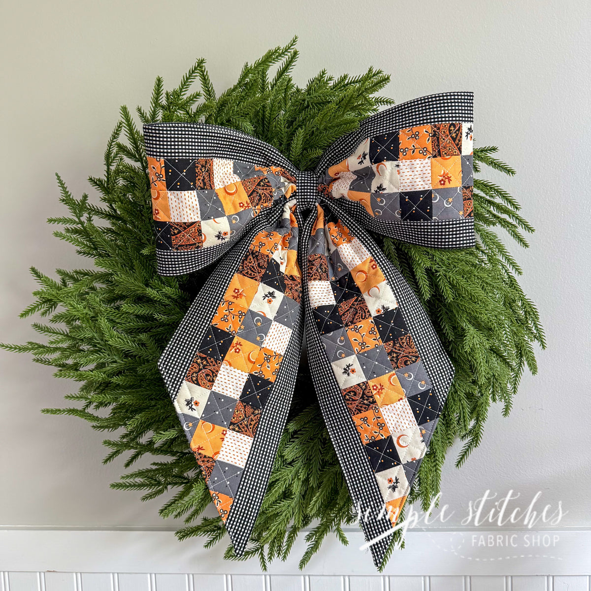 Vintage Charm Bow Pattern