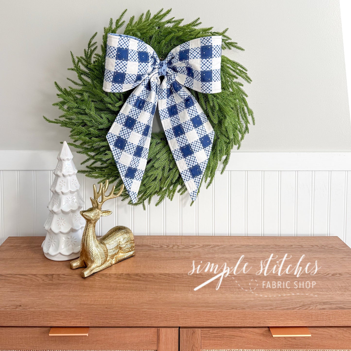 Vintage Charm Bow Pattern