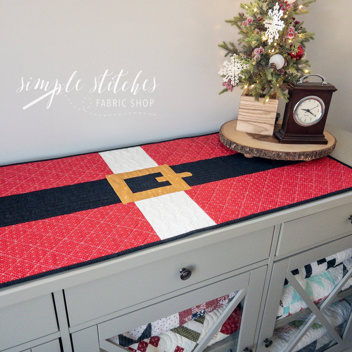 Santa's Big Day Runner & Pillow Pattern